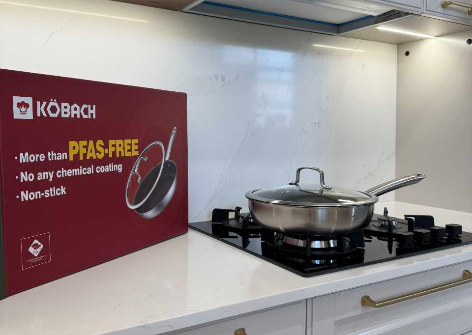 Set cratita Sofi 28cm, tigaie Kobach 28cm, cadou - tigaie 25cm